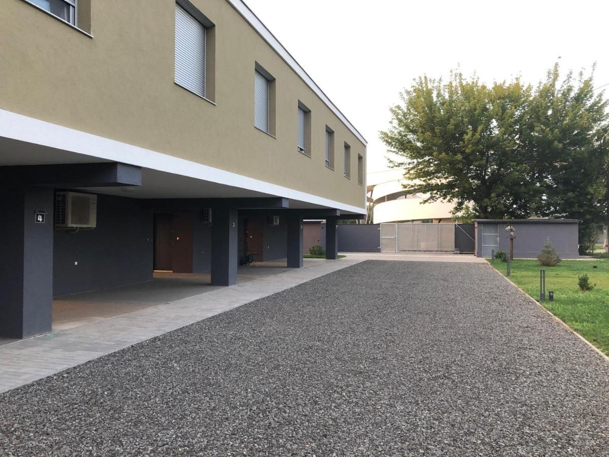 Opustisza7 Apartman Tiszafüred Exterior foto